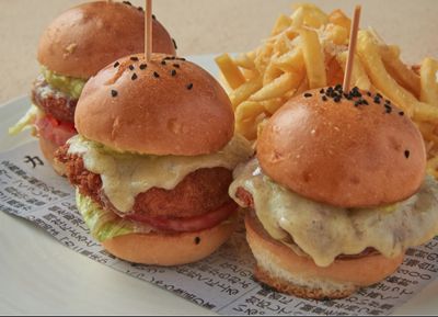 ÇITIR TAVUK BURGER 150 gr.