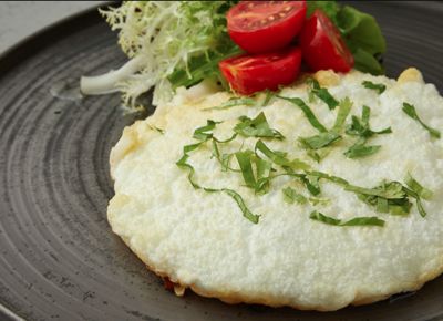 BEYAZ YUMURTA FRITTATA