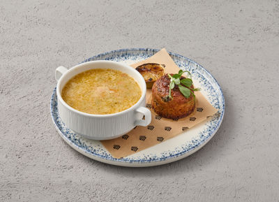 TAVUKLU SEBZE ÇORBASI