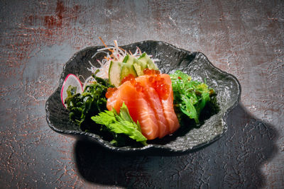 SOMON SASHIMI