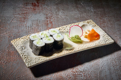 MAKİ SUSHİ KLASİK / 6 İNCE ADET