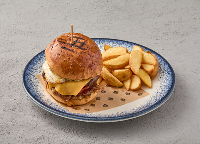WYNDHAM BURGER 180 Gr.
