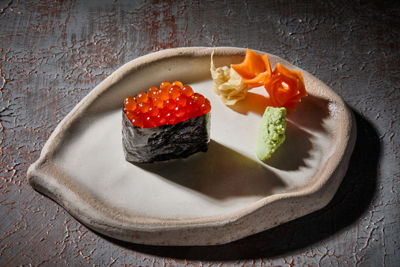 GUNKAN SUSHİ / 1 PARÇA