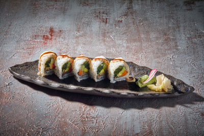 VEJETARYEN ROLL / 5 PARÇA