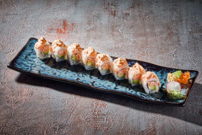 YAKİ SAKE ROLL / 8 PARÇA
