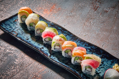 RAINBOW ROLL / 8 PARÇA